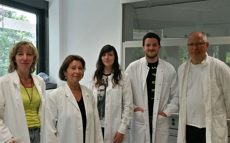  Left to right, Cornelia Walter, Lucy Davison and Nicholas Lyons and Dr. Bernhard Ehlers.