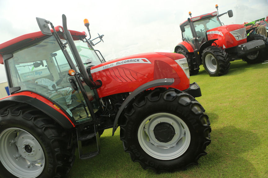 The new McCormick-TRP partnership was revealed when McCormick X50 and X7 Pro Drive tractors featured on the TRP stand at the Lincolnshire show.