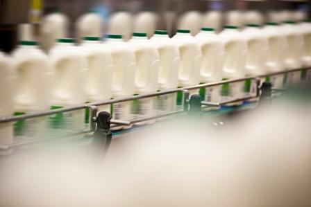 Dairy Crest, the leading British dairy company, is announcing a reduction of 1.2 ppl for farmers on standard Liquid and Davidstow contracts from 1st February 2015