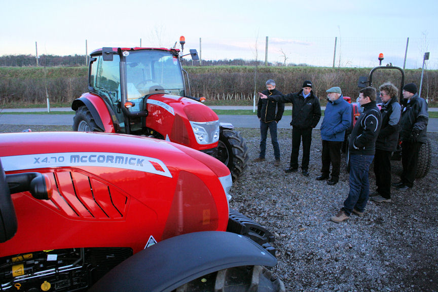 New tractors and technologies were presented to dealers in small groups.