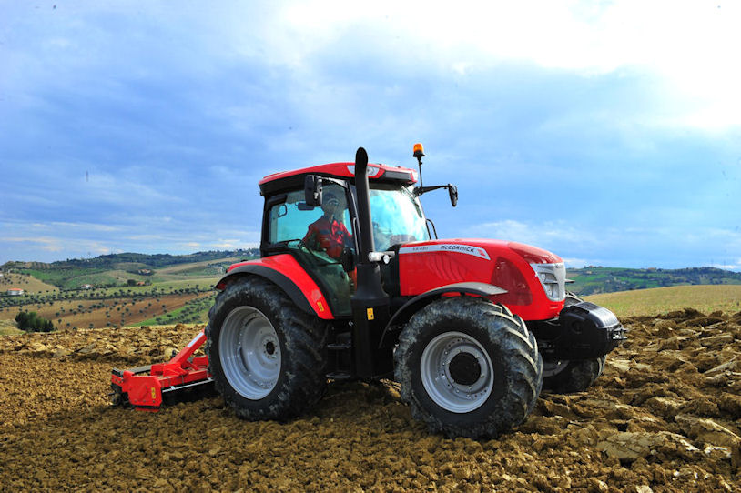McCormick X6 with 111-140hp, suspension and load-sensing hydraulics.
