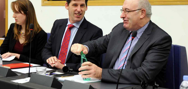 Conservative MEP Ian Duncan, left