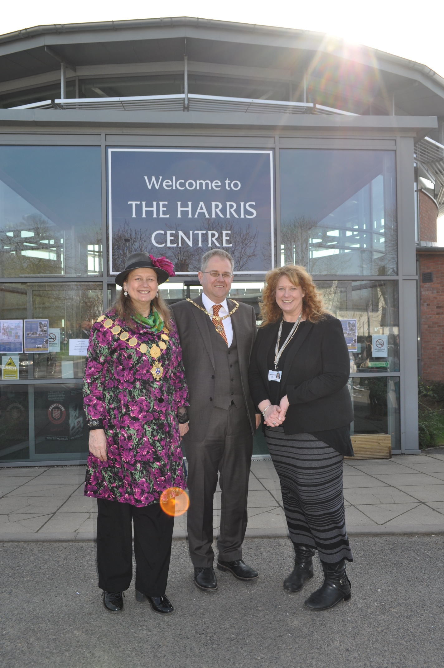 L to R: Mayor of Shrewsbury, Beverly Baker, and her consort, Tim with WNSC Principal, Jackie Doodson