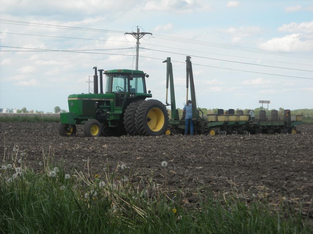 Farmers urged to look up for power lines