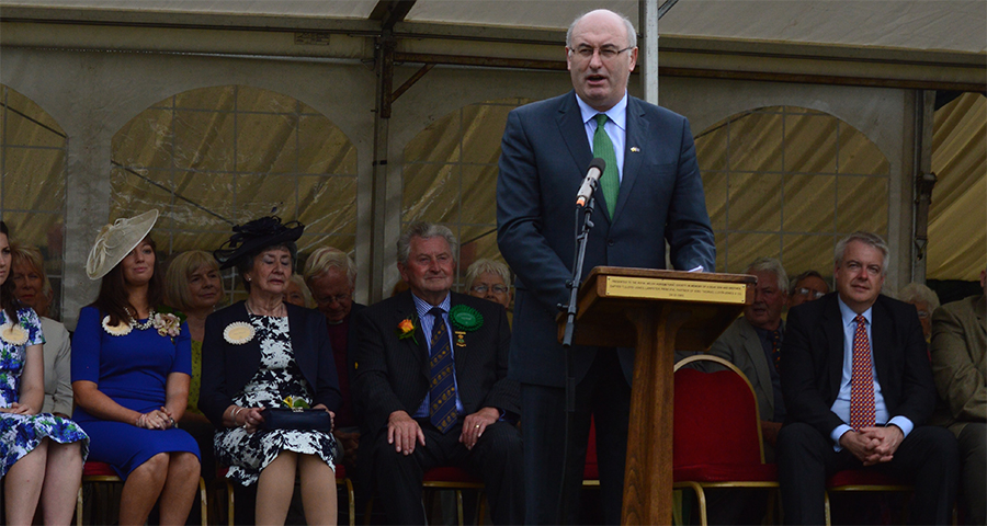 Commissioner Hogan said “I am particularly pleased to pay my first visit to the Royal Welsh Show and have the opportunity, to hear at first hand, the issues of concern to the Welsh farmers."