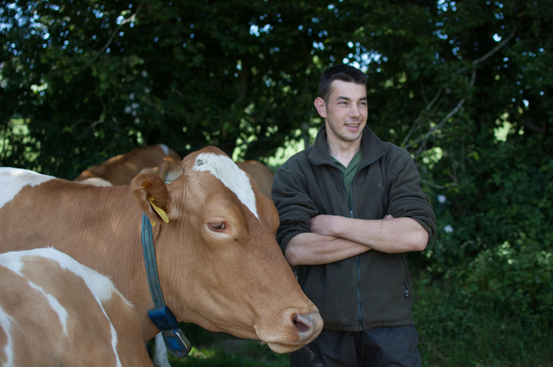 UK farmers are looking at more radical retail options in an effort to beat the dairy crisis