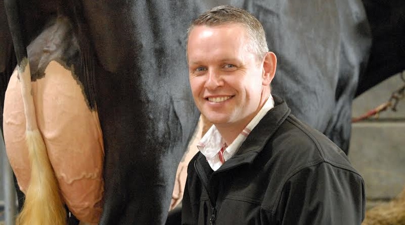 Judging the International Dairy Youth Championships is the UK’s very own David Gray