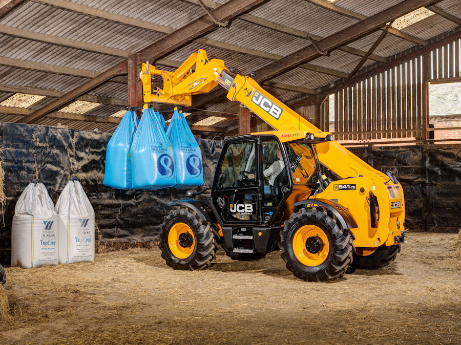 There are more features for the JCB Smart Hydraulics package.