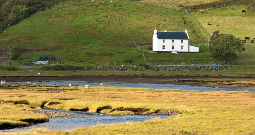 Only 18 percent of Scottish farmers received their part payment by the end of 2015