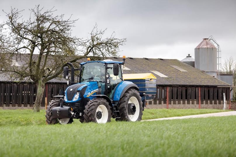 New Holland T5