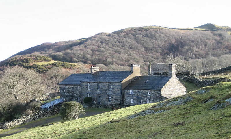 Farmers with cross-border holdings in England and Wales are suffering unnecessary delays to their BPS payments