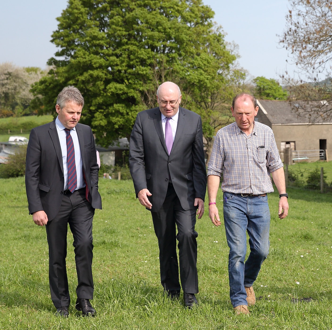 Hogan visits NI to discuss UK Referendum on EU Membership