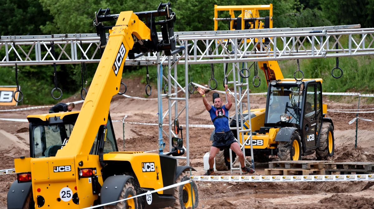 Mud Run entrants slither and slide to £55,256 NSPCC boost