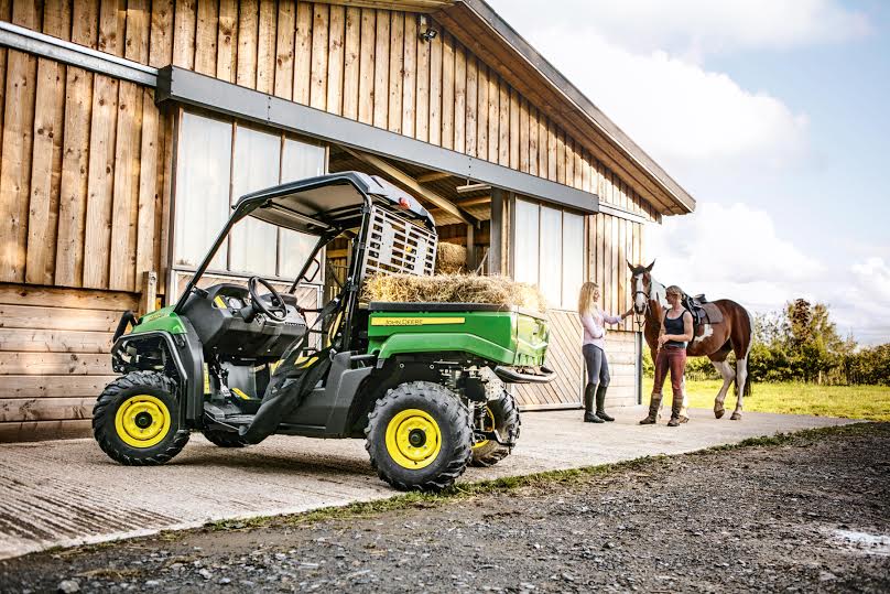 New John Deere XUV 560 Gator