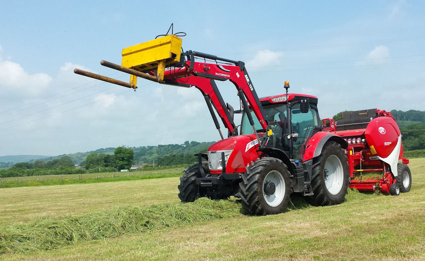 McCormick X7.660 Pro Drive is a compact six-cylinder tractor.