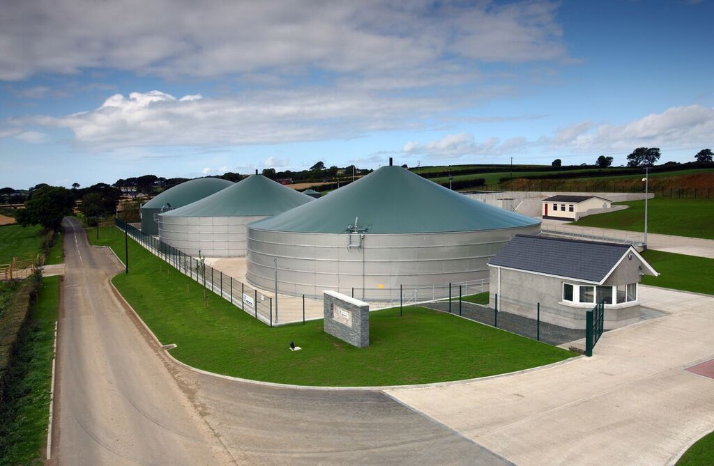 Processes like anaerobic digestion, common on farms, help reduce UK’s carbon footprint
