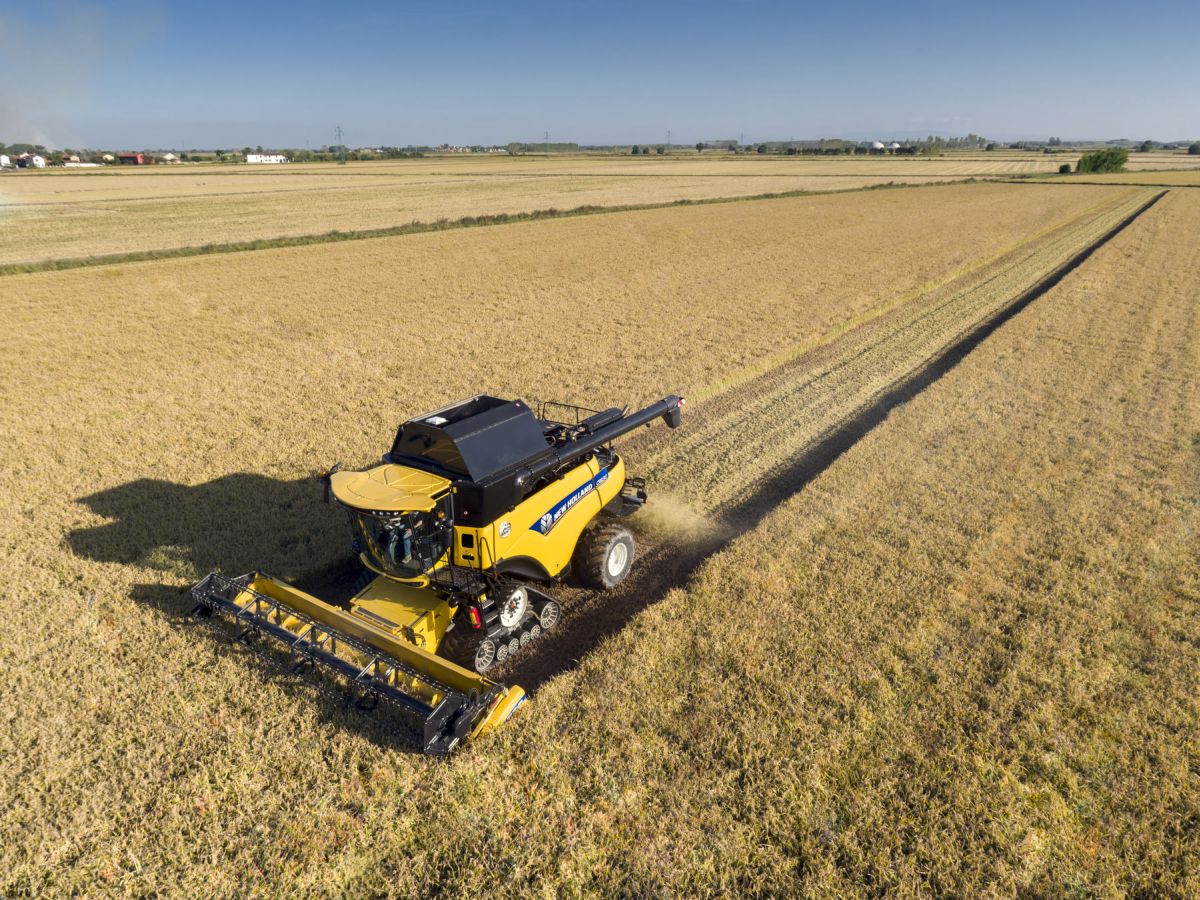 The combines features Twin Pitch Rotor™ technology