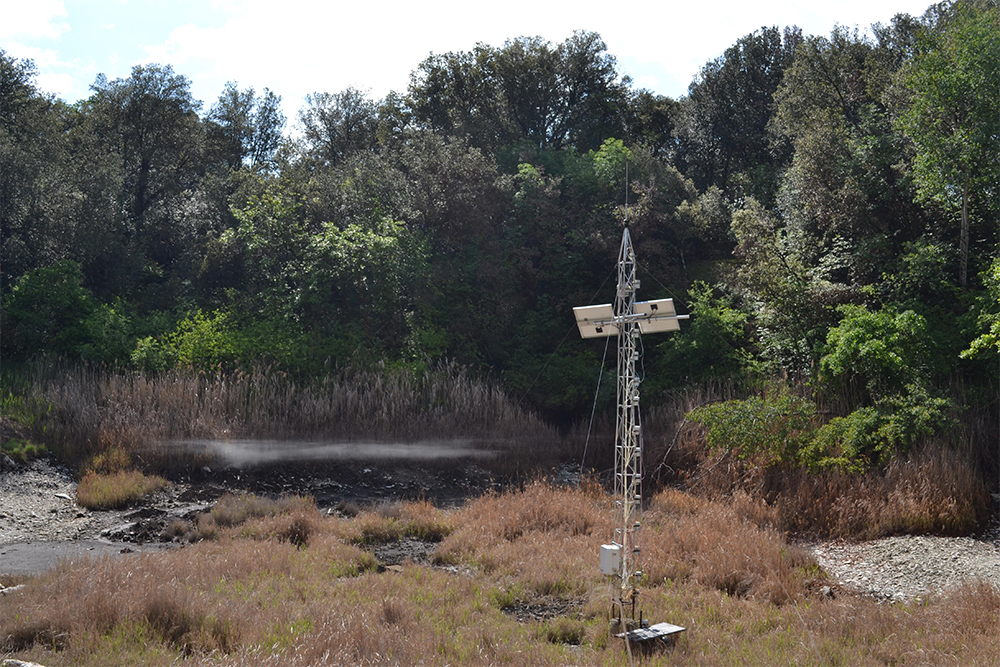 High carbon dioxide spring, with tower for measuring the concentration