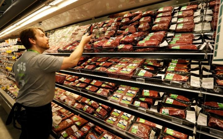 Overall 2,871 packs of fresh beef were counted, in stores