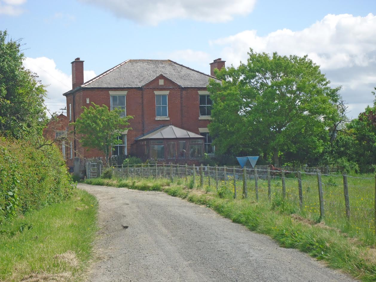 Grove Farm, Maesbrook