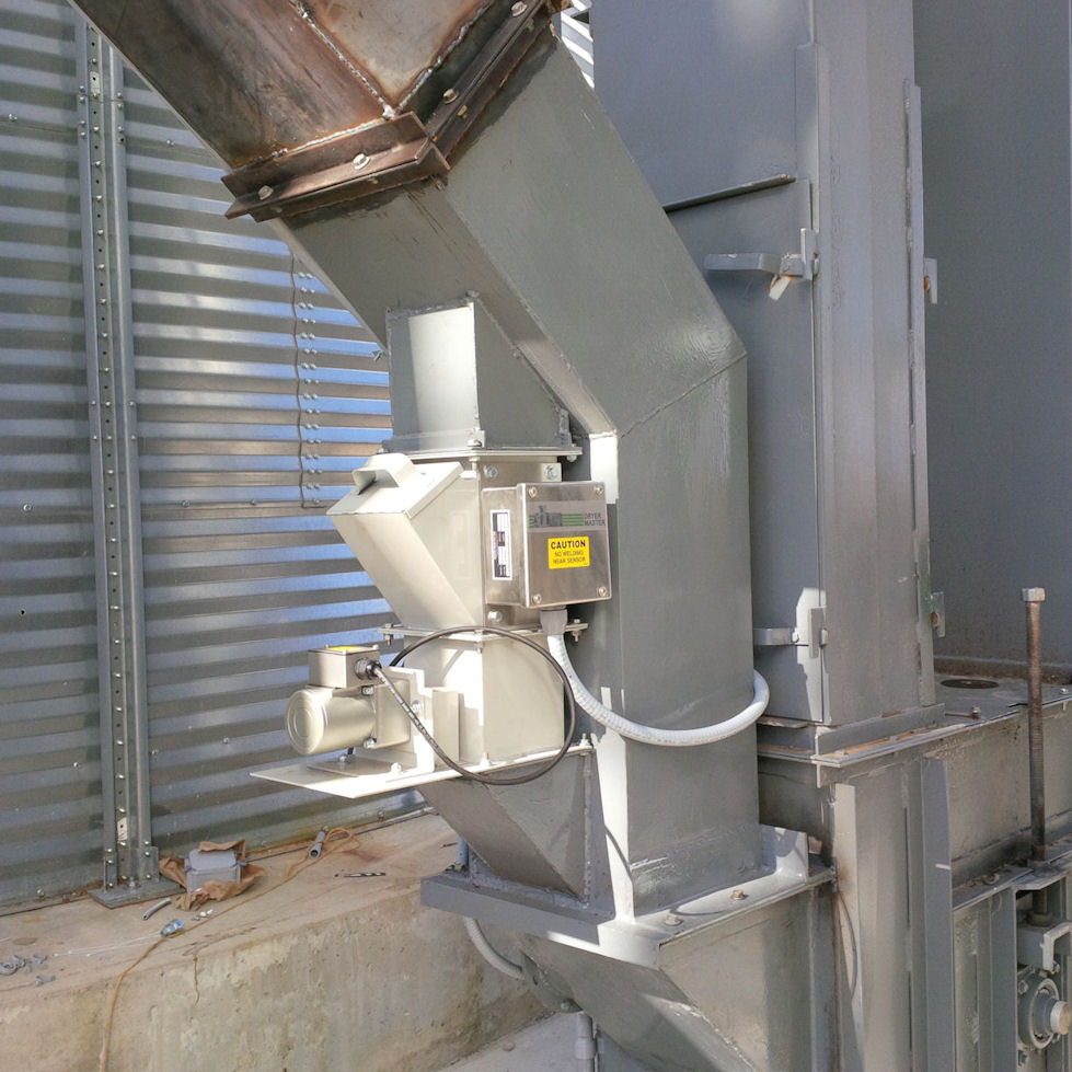 A rotary feed chute is available to ensure grain is correctly presented to the moisture sensor as it is conveyed from the dryer.