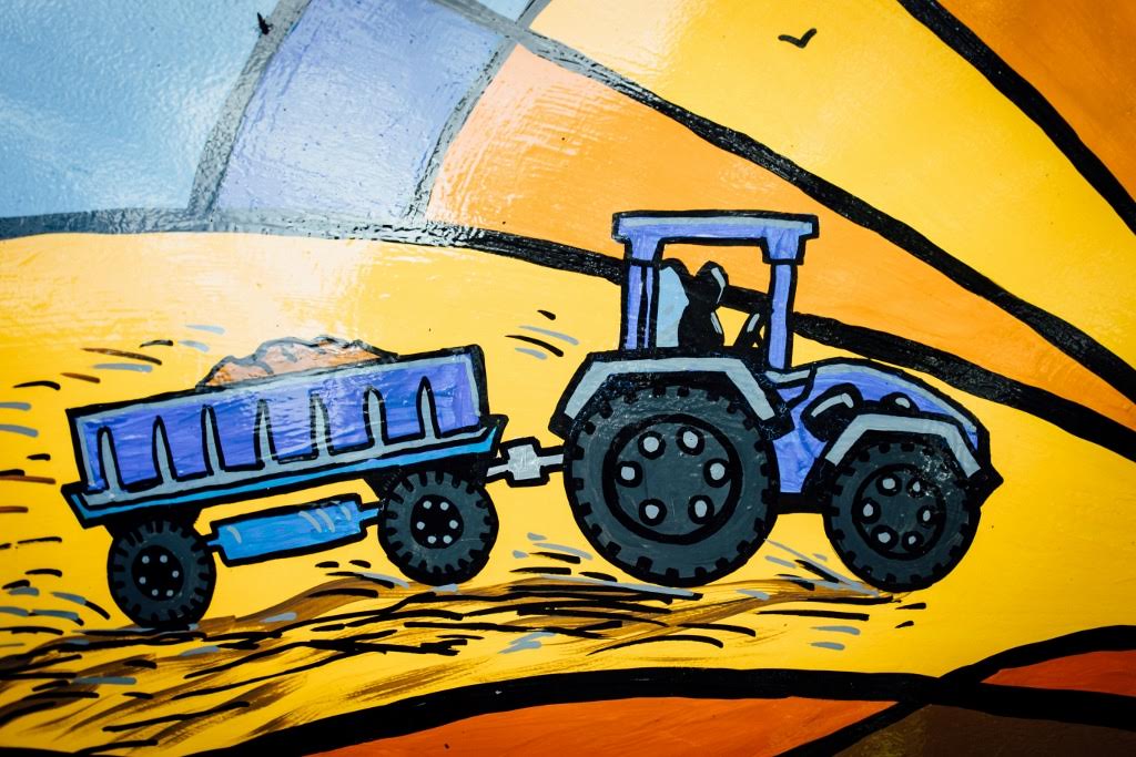 The incredible artwork on Moo Holland is by repsected artist, Jenny Leonard