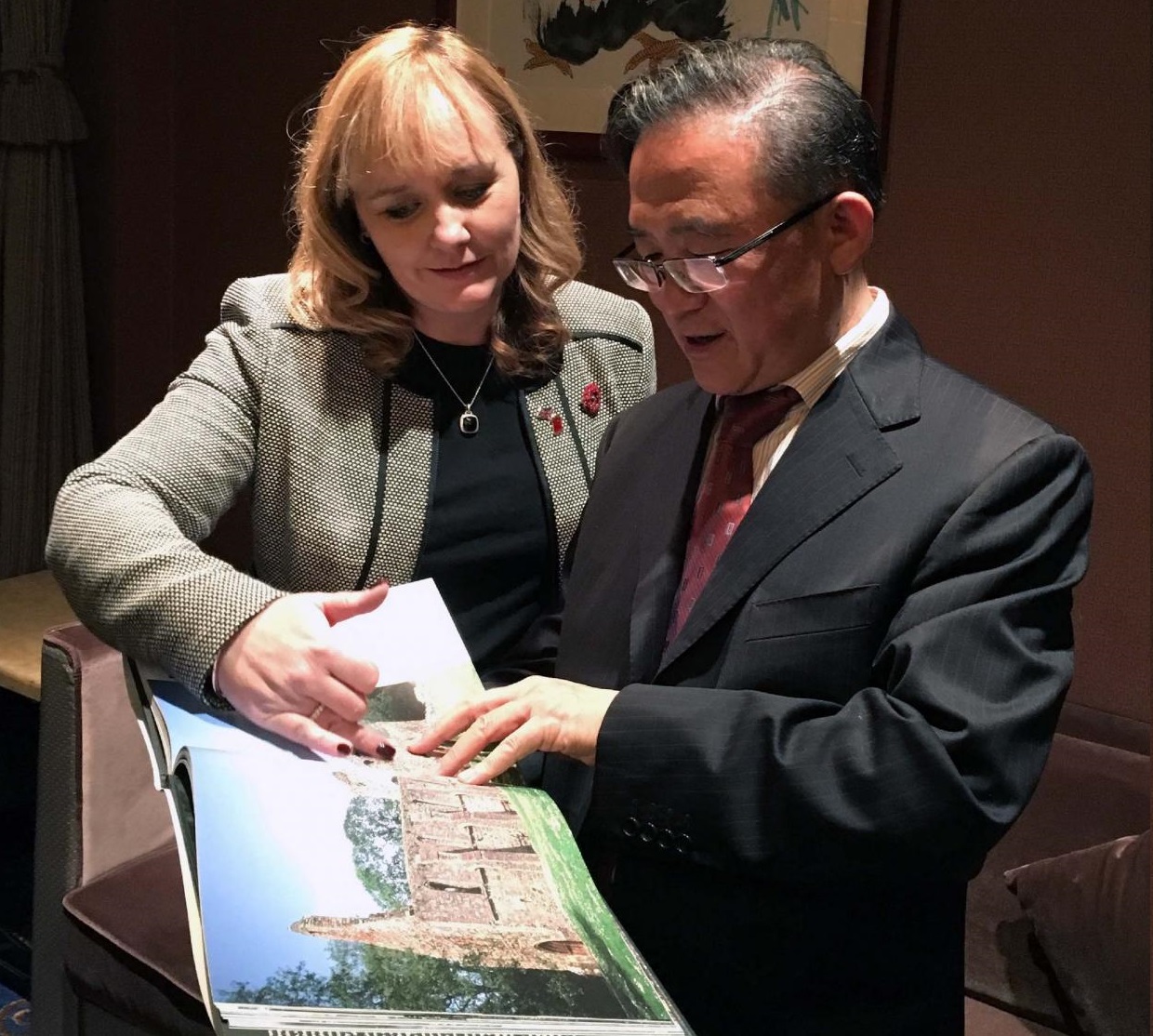 Minister meets Director General Jia Jingdun, Ministry of Science and Technology (central Government, Beijing)