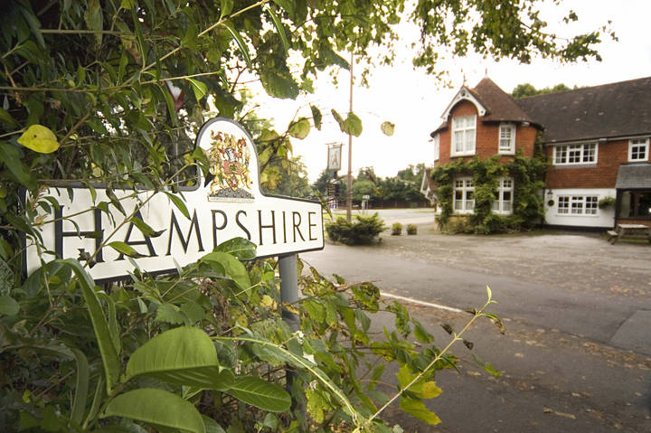 Hampshire countryside staff partner with Police to tackle rural crime 