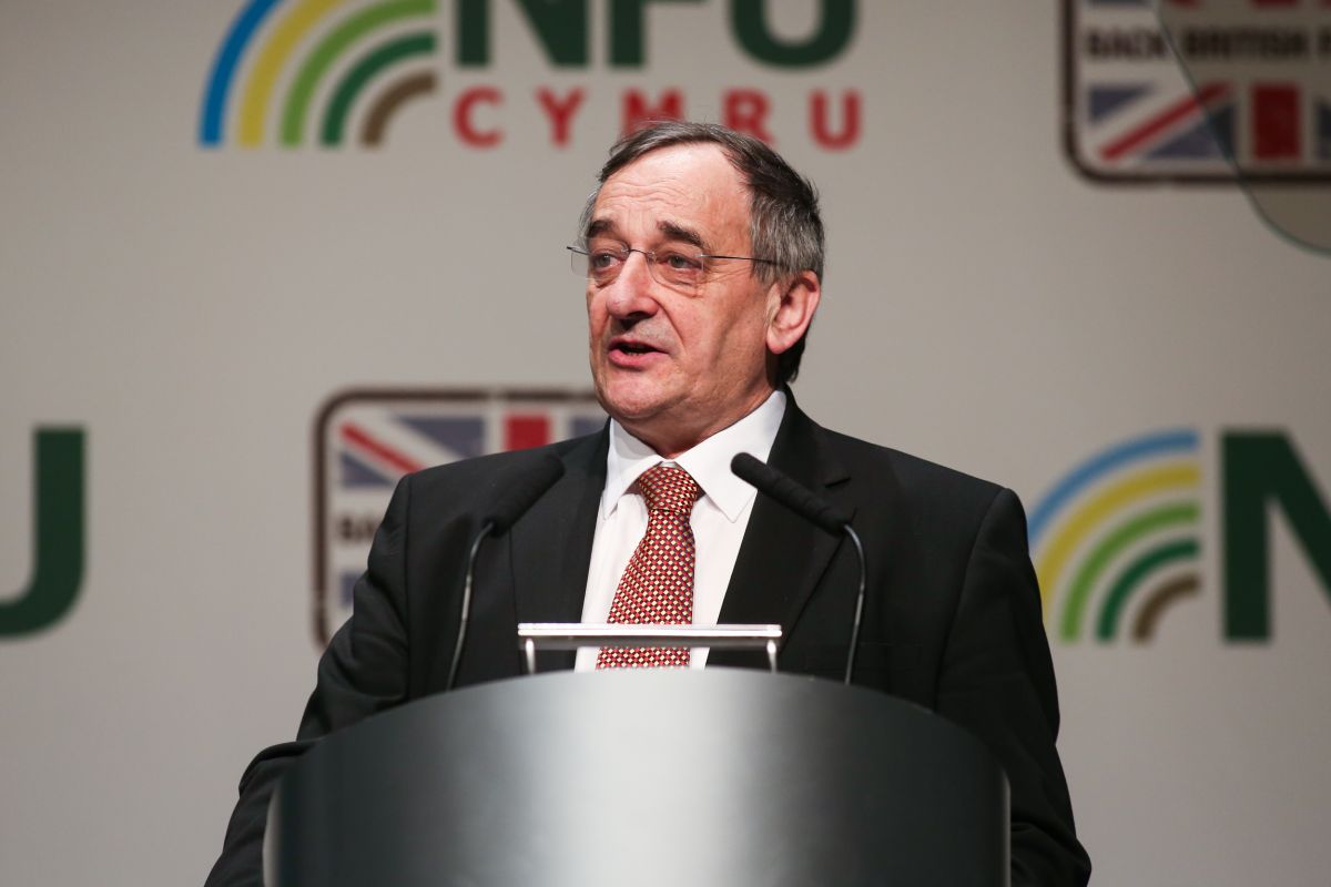 NFU President: "We have written to all major retailers where farmers in high risk areas may have to sell eggs as barn eggs rather than free range"