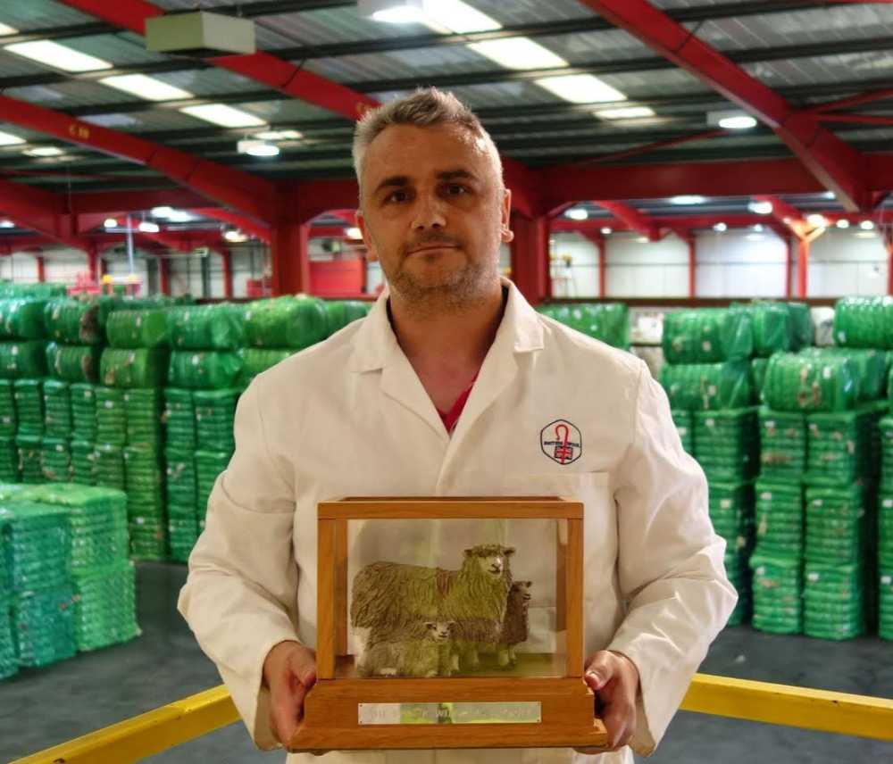 Head Grader Ian Brooksbank has recently been awarded the Frank Williams Trophy by the Cotswold Sheep Society for his contribution to the society