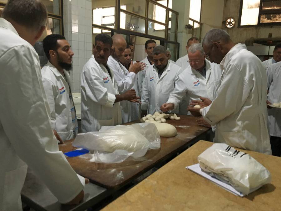 Egyptian bakers try out flour milled from UK-grown wheat at the AHDB workshop in Cairo