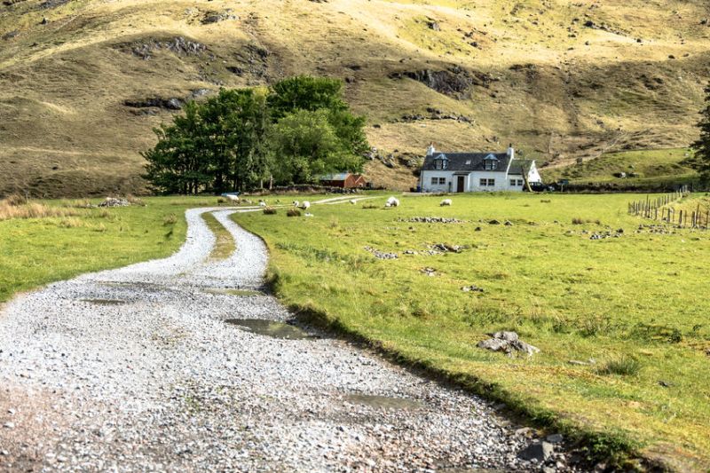 The slow-down in the amount of lending may be a sign of uncertainty in the future prospects of agriculture, the Scottish government suggests