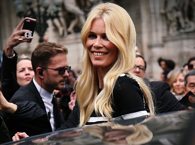 Claudia Schiffer has reportedly agreed to pay out over £8,000 to the farmer