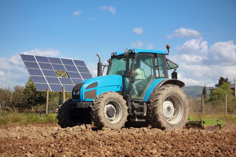 4273 new tractors have been registered so far this year, figures show