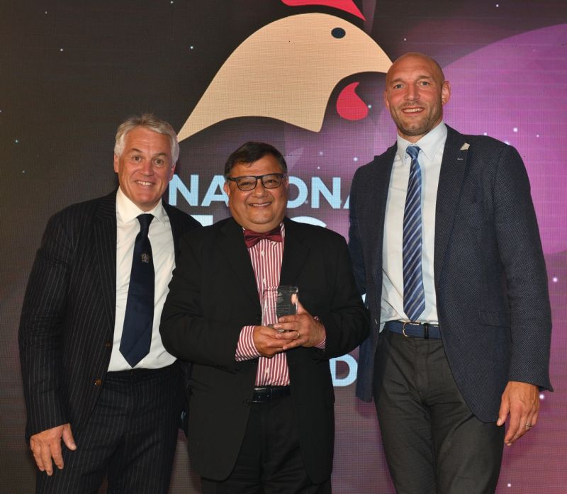NFU's chief poultry adviser (L) joined England rugby legend Ben Kay (R) to present the award to MD of Just Egg, Pankaj Pancholi