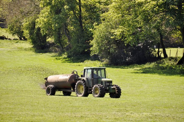 The closed periods relate to the spreading of nitrogen fertilisers 