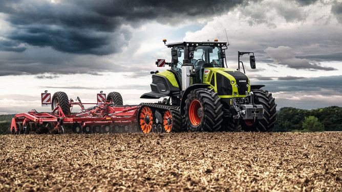 The Axion 900 Terra Trac is the first half-track unit to have full suspension