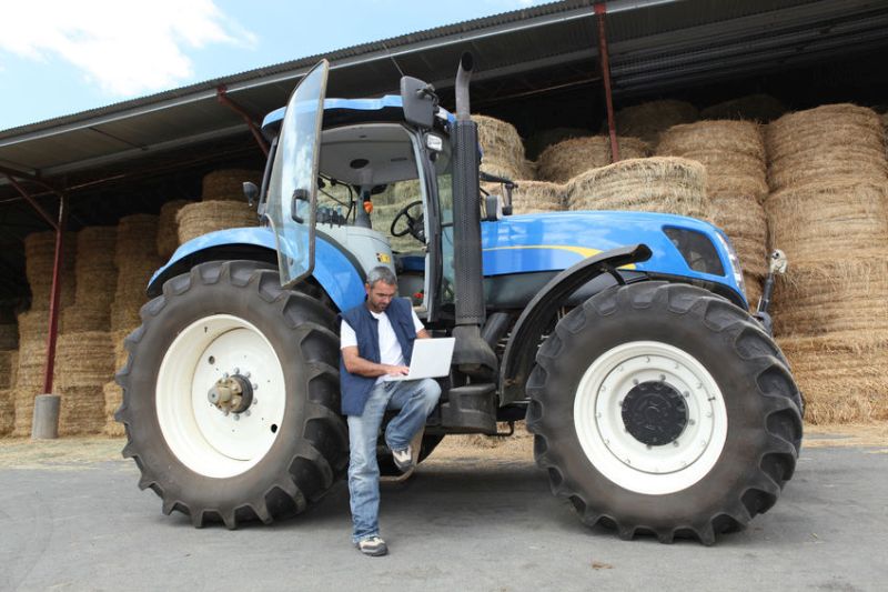 The current pace of broadband change and mobile connectivity in rural Britain is 'unacceptably too slow', the NFU says