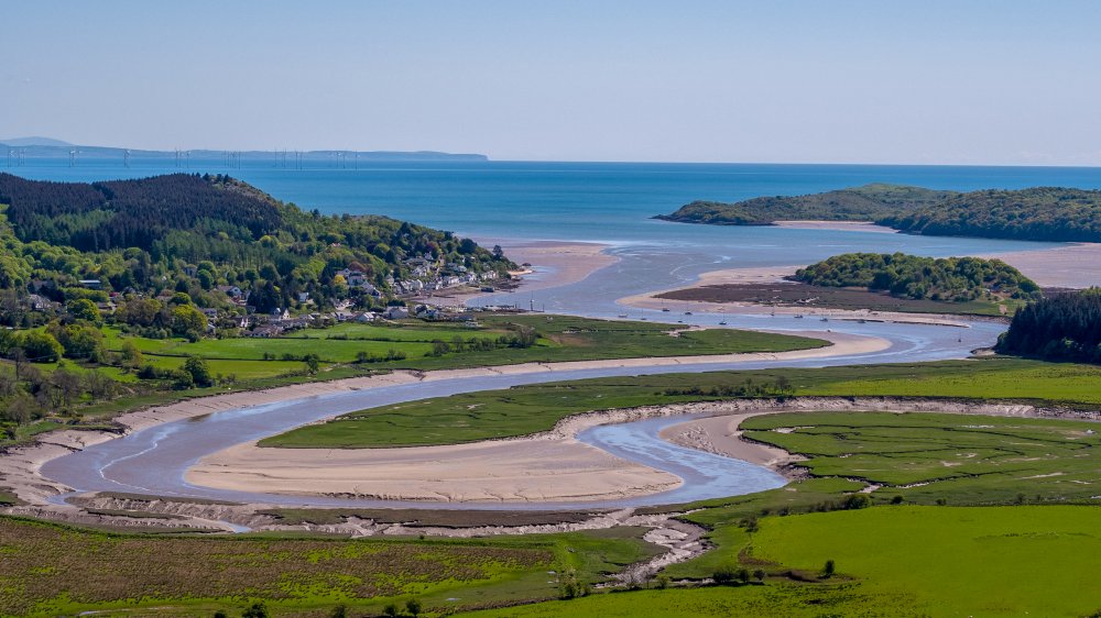 The holiday cottages range from two to five bedrooms and many enjoy far reaching views of the Urr Estuary