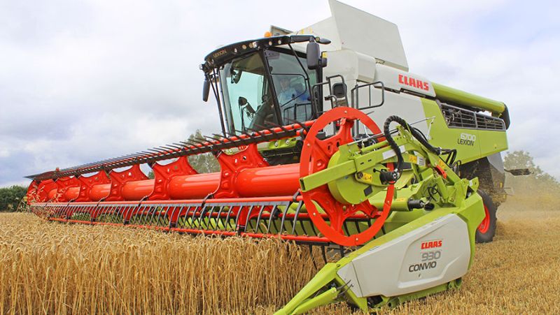 Central to the new Lexion 6000/5000 range of combines is the new Aps Synflow Walker threshing system