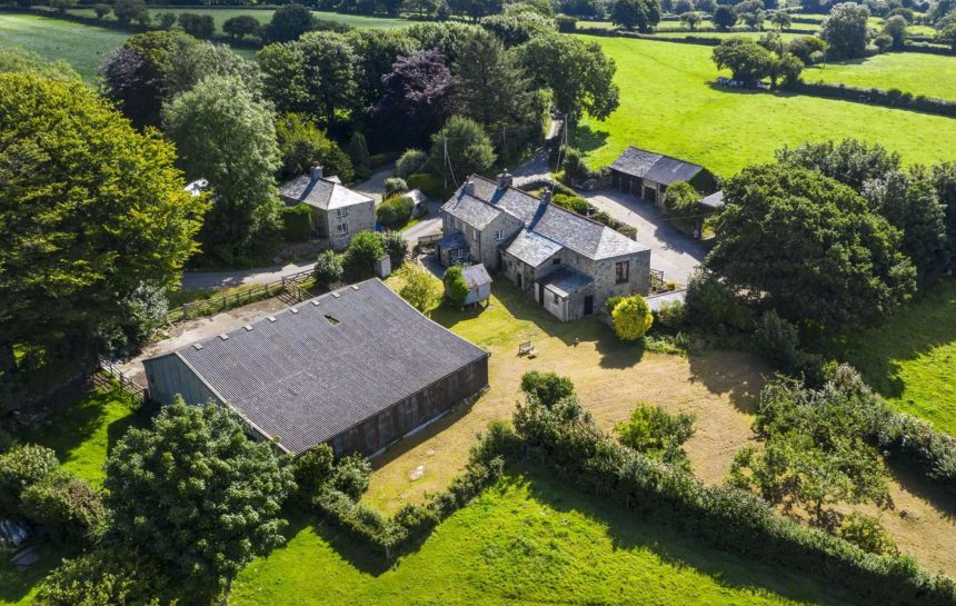 The historic farmstead is for sale with planning permissions (Photo: Savills)