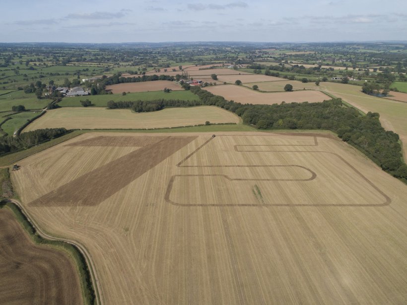 The tractor was equipped the firm's new Twin Steer guidance system, which controls both steer axles for high levels of accuracy