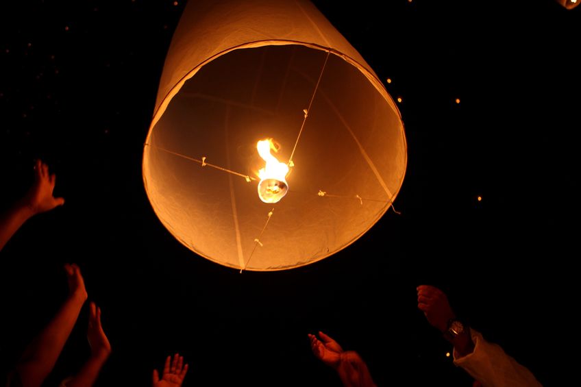 The government should introduce a national ban on sky lanterns, rural groups say