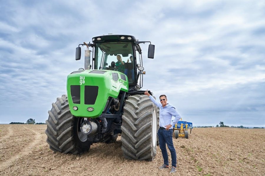 Auga, a Lithuanian organic food firm which supplies Ocado and Holland & Barrett, has unveiled the Auga M1 tractor