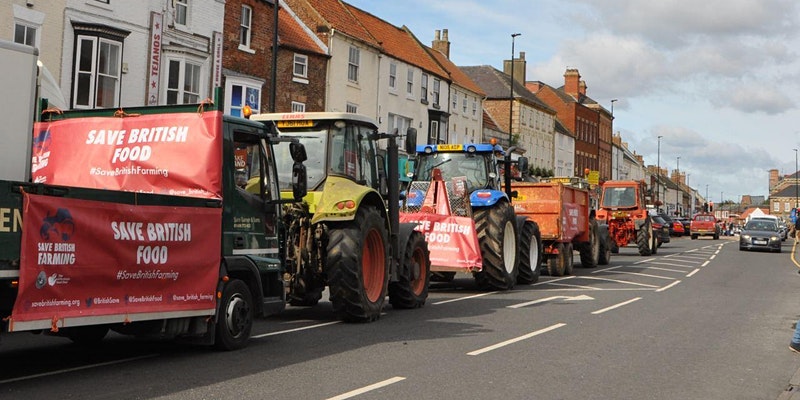 Tractor rallies have been held around the UK as fears grow over low-quality imports (Photo: Save British Farming)