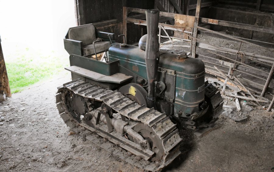 Amongst the older classics is a 1956 Fowler VF crawler which is in an extremely original condition