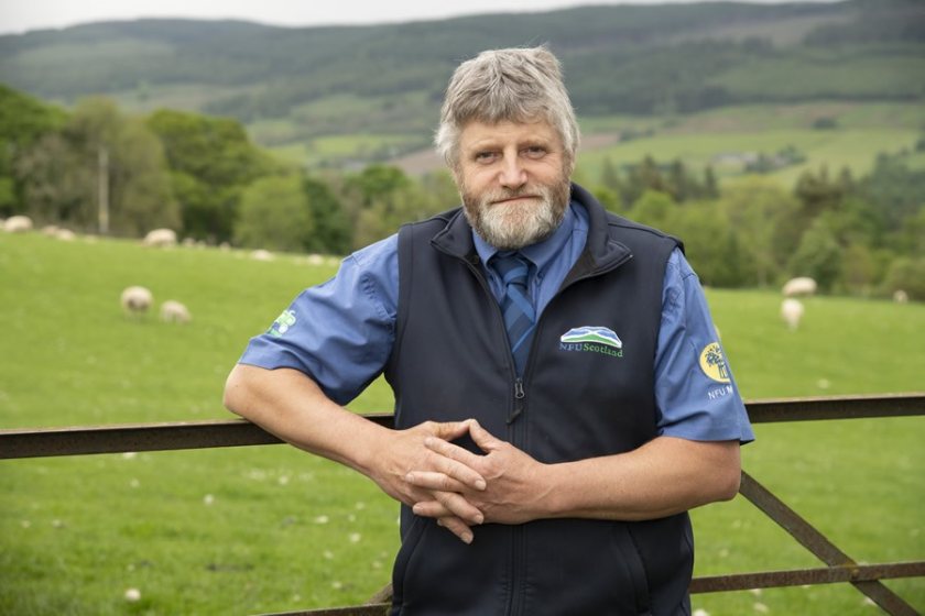 In a hard-hitting blog published on Tuesday 26 April, NFU Scotland President Martin Kennedy criticised retailers and the government