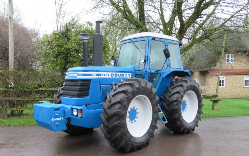 The highest price paid was £214,400 for a 1982 County 1474 ‘Short Nose’ tractor, which smashed its presale estimate of £120,000-140,000