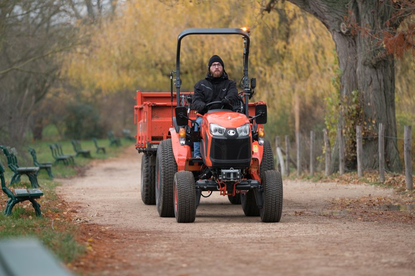 The LXe-261 tractor will be showcased at several key events in the UK and Europe over the coming months