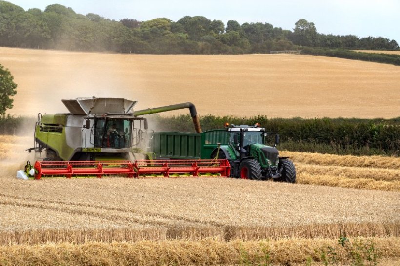 There are occasional crops left unharvested in Scotland, although conditions have tended to be adequate for allowing clearance, AHDB says